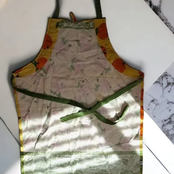Tag's Retro Kitchen Apron in Bright Yellow Fall & Thanksgiving Kitchen Apron - Picture 9 of 9